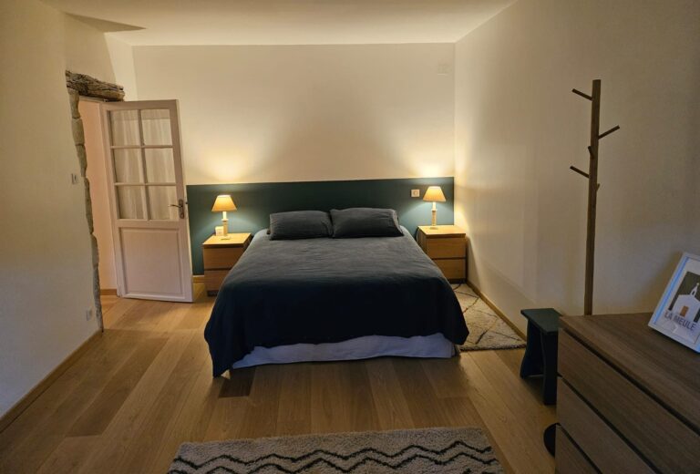 Chambre Théo - Le mas des Oliviers Location vacance Drome