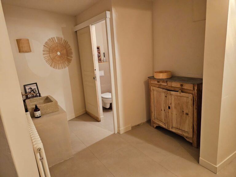 Salle de bains 2 - Le mas des Oliviers Location vacance Drome